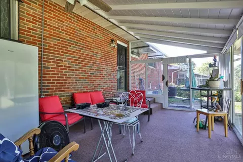 Exterior - 5643 Red Cedar Dr, Cincinnati, OH 45224 photo 5 of 8