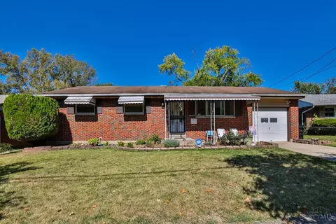 5643 Red Cedar Dr, Cincinnati, OH 45224