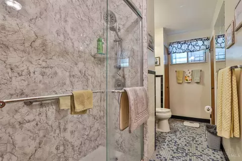 Bath - 5643 Red Cedar Dr, Cincinnati, OH 45224 photo 1 of 4