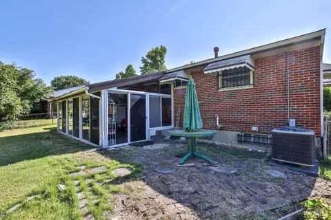 Exterior - 5643 Red Cedar Dr, Cincinnati, OH 45224 photo 6 of 8