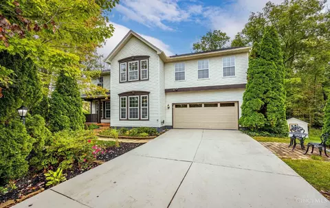 935 Pine Needle Pl, Hamilton Township, OH 45039