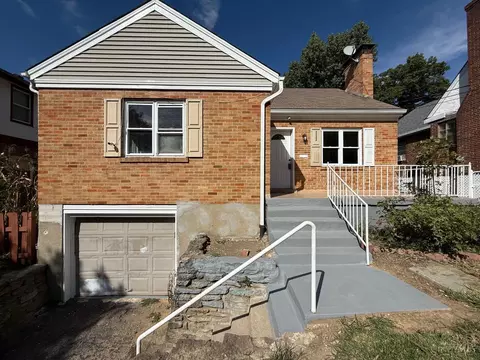 3522 Rosecliff Dr, Cincinnati, OH 45205