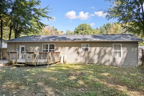 Exterior - 331 Spring Grove Dr, Georgetown, OH 45121 photo 5 of 8