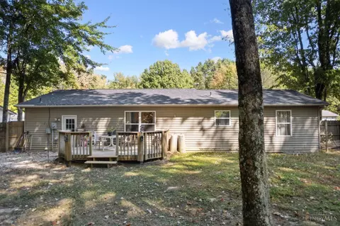 Exterior - 331 Spring Grove Dr, Georgetown, OH 45121 photo 3 of 8