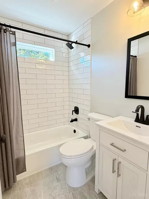Bath - 3925 Limerick Ave, Cincinnati, OH 45236 photo 1 of 4