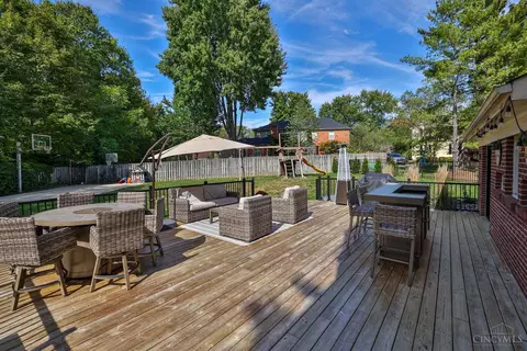 Exterior - 2193 Flaxen Ct, Cincinnati, OH 45244 photo 6 of 14