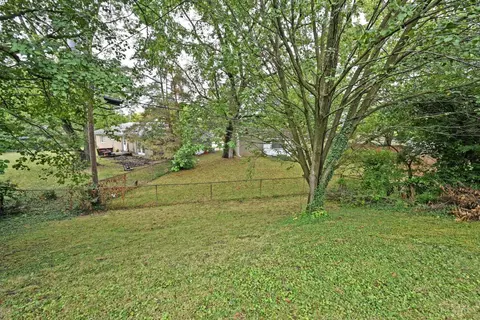 Exterior - 11501 Raphael Pl, Forest Park, OH 45240 photo 4 of 5