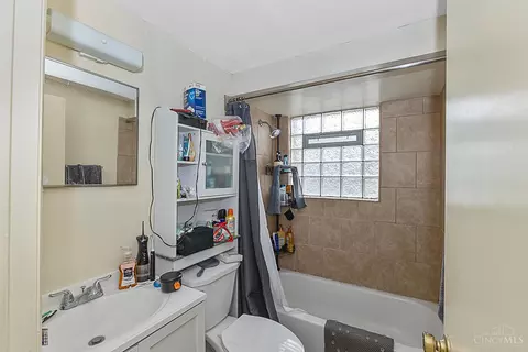 Bath - 9495 Reading Rd, Reading, OH 45215 photo 2 of 2
