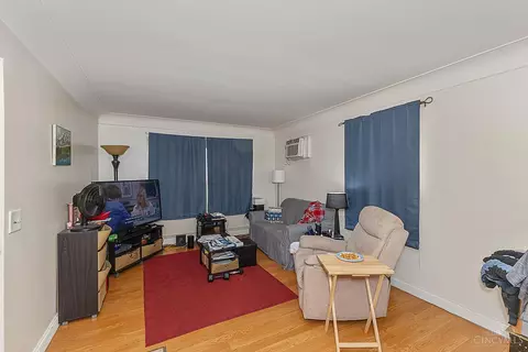 Living - 9495 Reading Rd, Reading, OH 45215 photo 2 of 2