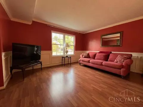 Living - 149 Hildebrant Dr, Hamilton Township, OH 45039 photo 2 of 4