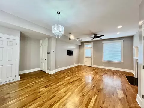 Living - 709 Mcmillan St, Cincinnati, OH 45206 photo 3 of 4