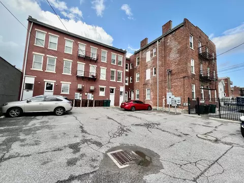Exterior - 709 Mcmillan St, Cincinnati, OH 45206 photo 3 of 6