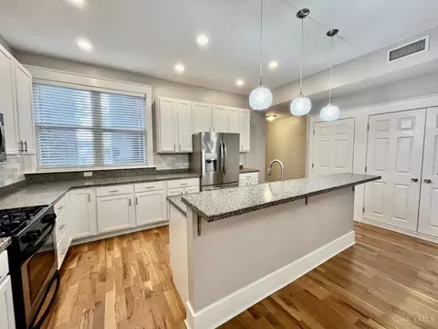 Kitchen - 709 Mcmillan St, Cincinnati, OH 45206 photo 4 of 6