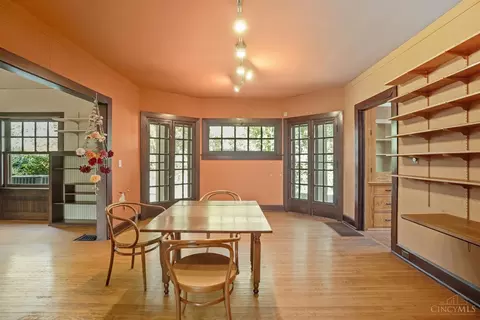 Dining - 6 Hedgerow Ln, Cincinnati, OH 45220 photo 1 of 2