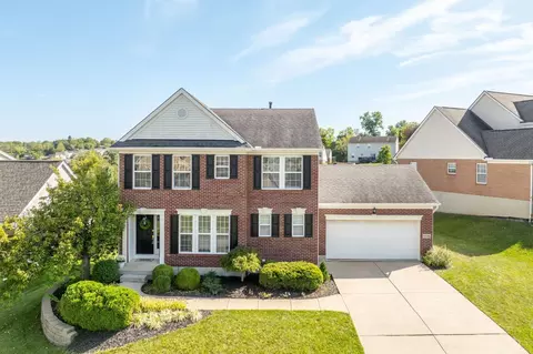 5556 Sarahs Oak Dr, Cincinnati, OH 45248