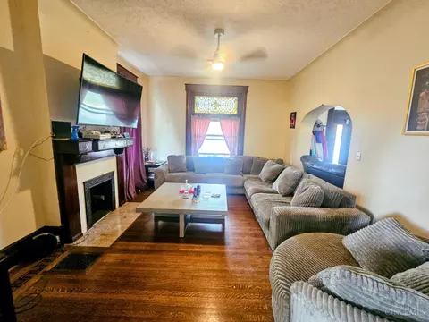 Living - 820 Suire Ave, Cincinnati, OH 45205 photo 2 of 2