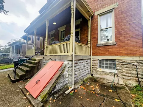 Exterior - 820 Suire Ave, Cincinnati, OH 45205 photo 7 of 8