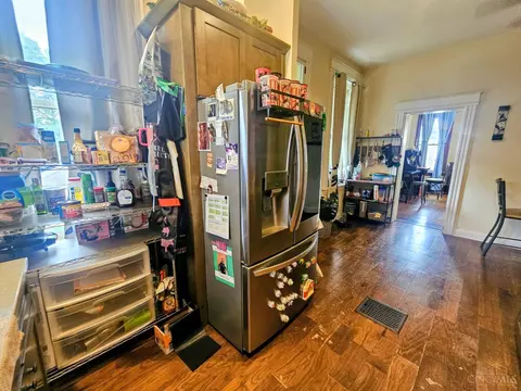 Kitchen - 820 Suire Ave, Cincinnati, OH 45205 photo 4 of 4