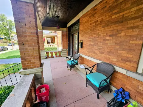 Exterior - 820 Suire Ave, Cincinnati, OH 45205 photo 6 of 8