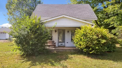 2349 Oak Corner Rd, Hamersville, OH 45130