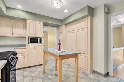 Kitchen - 101 Enid Ave, Kettering, OH 45429 photo 4 of 4
