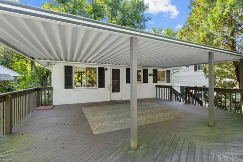 Exterior - 101 Enid Ave, Kettering, OH 45429 photo 6 of 9