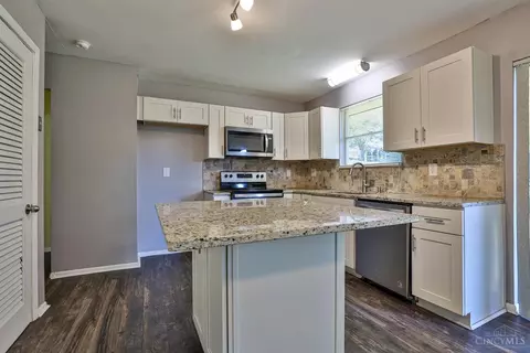 918 Glasgow Dr, Forest Park, OH 45240 photo 10