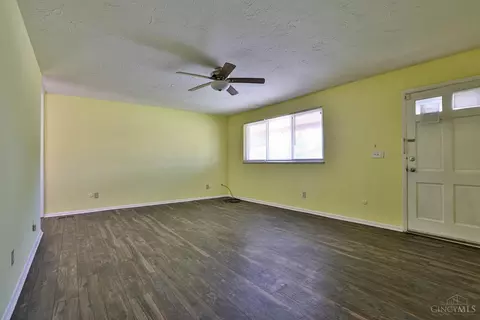 918 Glasgow Dr, Forest Park, OH 45240 photo 7