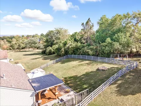 View/Area - 269 Hedgington Ct, Hamilton, OH 45013 photo 2 of 6