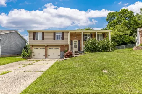 2969 Orchardtree Ct, Cincinnati, OH 45239