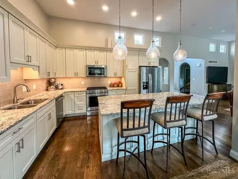 11433 Terwilligersridge Ct, Cincinnati, OH 45249 photo 9