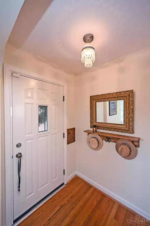 2974 Westbrook Dr, Cincinnati, OH 45238 photo 7