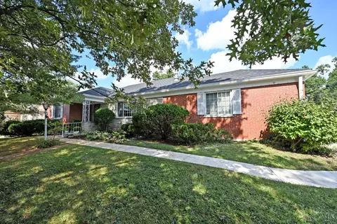 2974 Westbrook Dr, Cincinnati, OH 45238 photo 3
