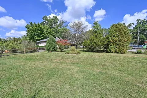2974 Westbrook Dr, Cincinnati, OH 45238 photo 33