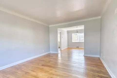 Living - 2365 Vera Ave, Golf Manor, OH 45237 photo 2 of 3