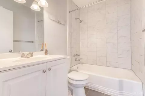Bath - 2365 Vera Ave, Golf Manor, OH 45237 photo 1 of 1