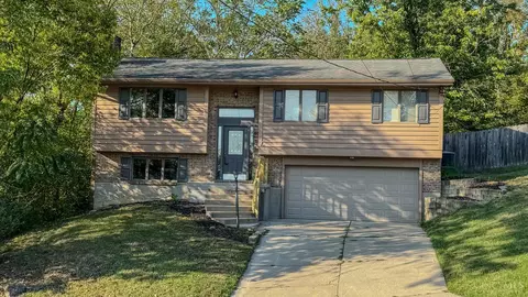 108 Scott St, Cleves, OH 45002
