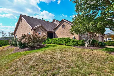75 Waterpoint Ln, Hamilton, OH 45013
