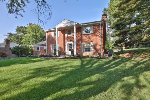 8899 Lyncris Dr, Cincinnati, OH 45242