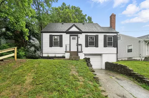 1803 Ashbrook Dr, Cincinnati, OH 45238