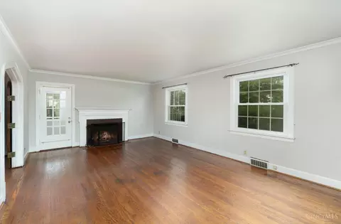 Living - 7620 Montgomery Rd, Cincinnati, OH 45236 photo 1 of 1