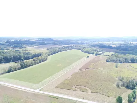 9094 Deadfall Rd, Hillsboro, OH 45133