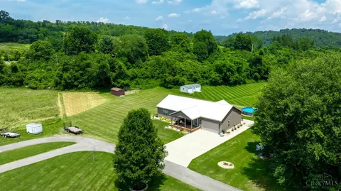 43 Ryland Ln, Manchester, OH 45144