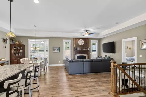 400 Parkview Cir, Cincinnati, OH 45233 photo 11