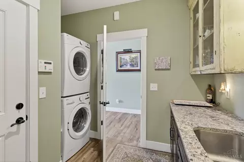 400 Parkview Cir, Cincinnati, OH 45233 photo 10