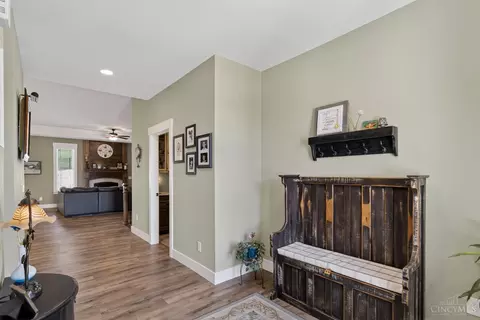 400 Parkview Cir, Cincinnati, OH 45233 photo 4