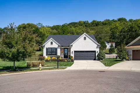 400 Parkview Cir, Cincinnati, OH 45233 photo 2