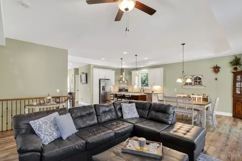 400 Parkview Cir, Cincinnati, OH 45233 photo 15