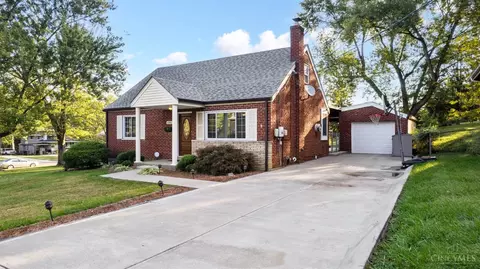 8990 Sedgewick Dr, Cincinnati, OH 45236