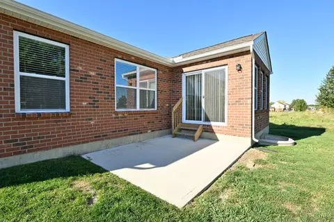 1956 Redbud Dr, Hamilton, OH 45013 photo 39